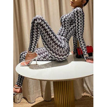 Load image into Gallery viewer, Lovely Sexy Print Skinny Black One-piece Jumpsuit
